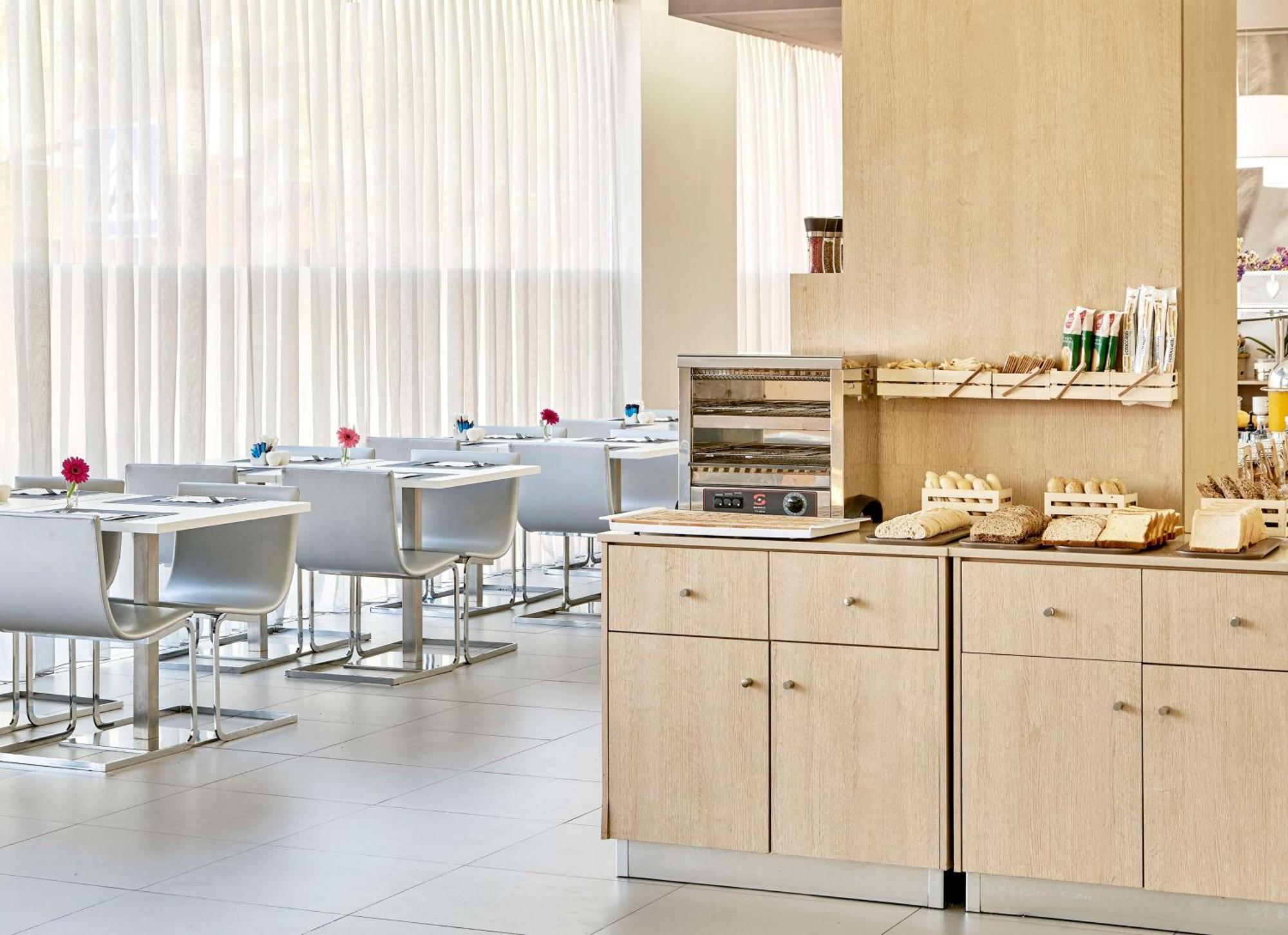 Nh Campo Cartagena Hotel Ngoại thất bức ảnh
